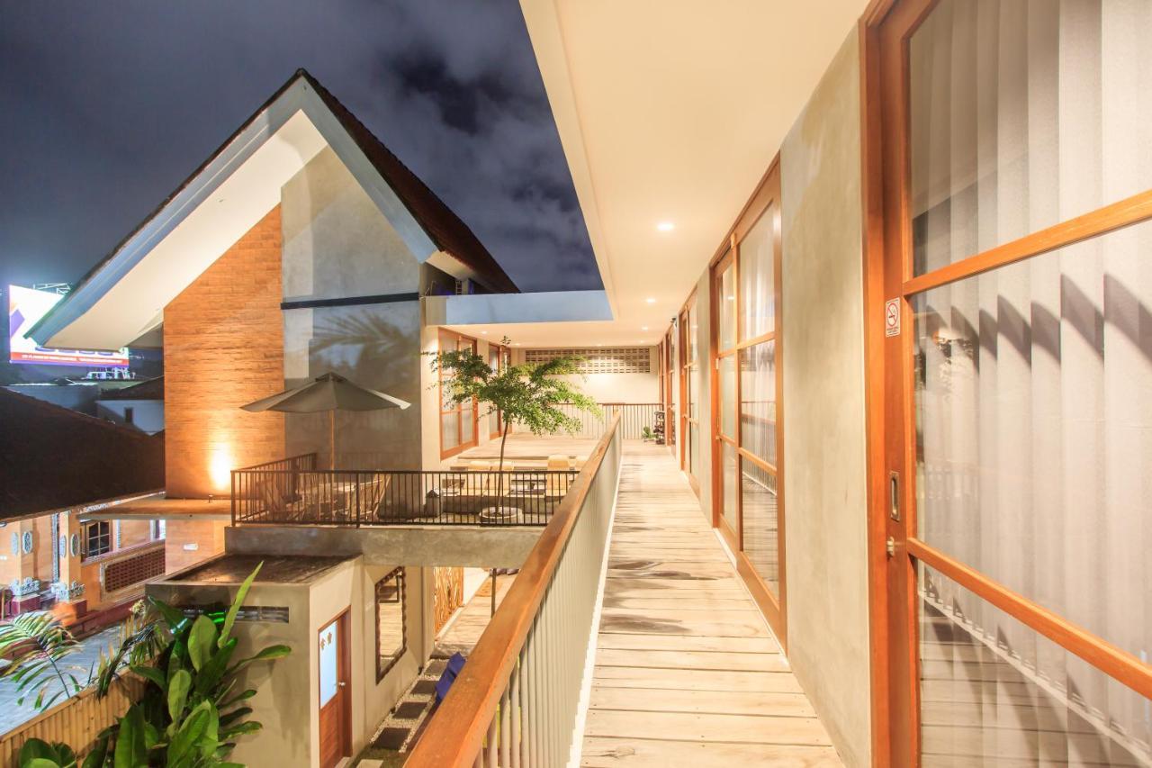 The Jero 18 Kuta Guest House Kültér fotó